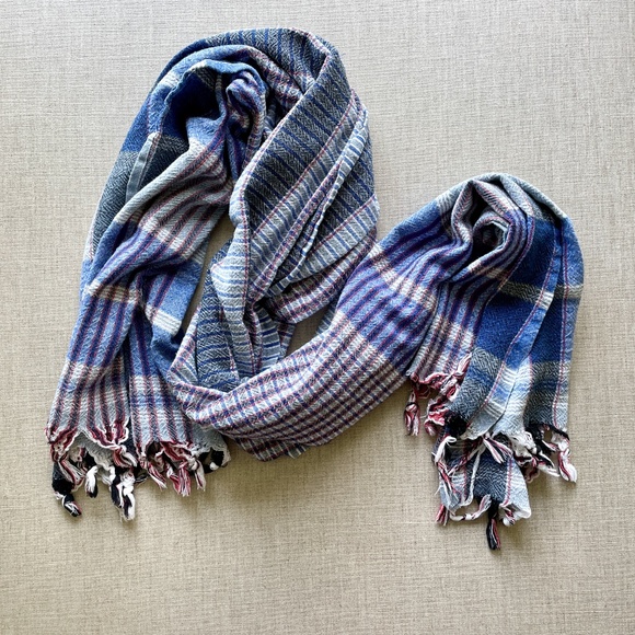 Hand-Woven Turkish Towel - Jennifer’s Hamam - Picture 2 of 3